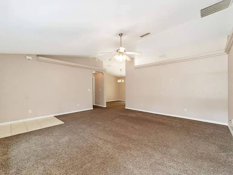 19619 SW Eagle Dr — Photo 6