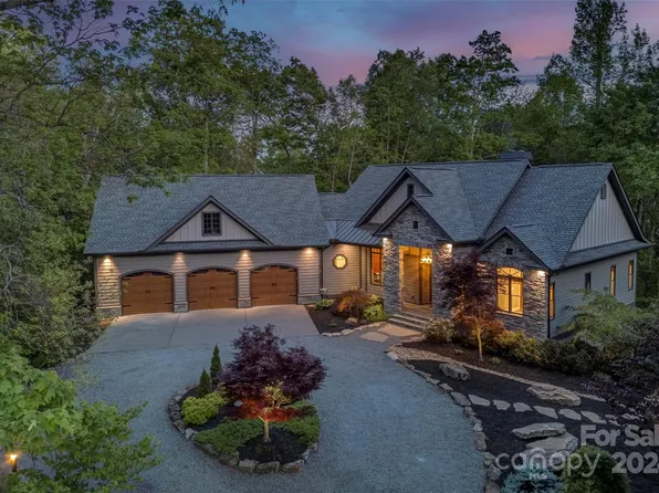 359 New Castle Rd, Brevard, NC 28712