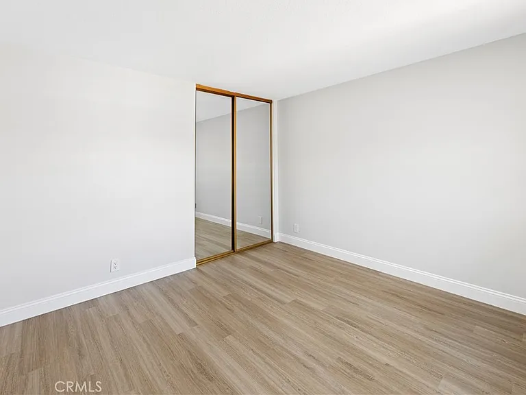 24242 Briones Dr — Photo 28