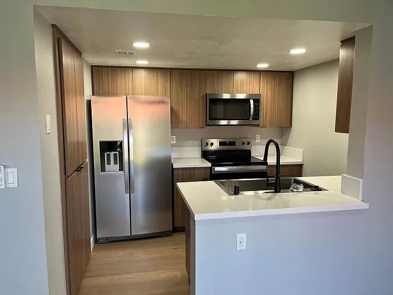 Corona Pointe Resort — Photo 208