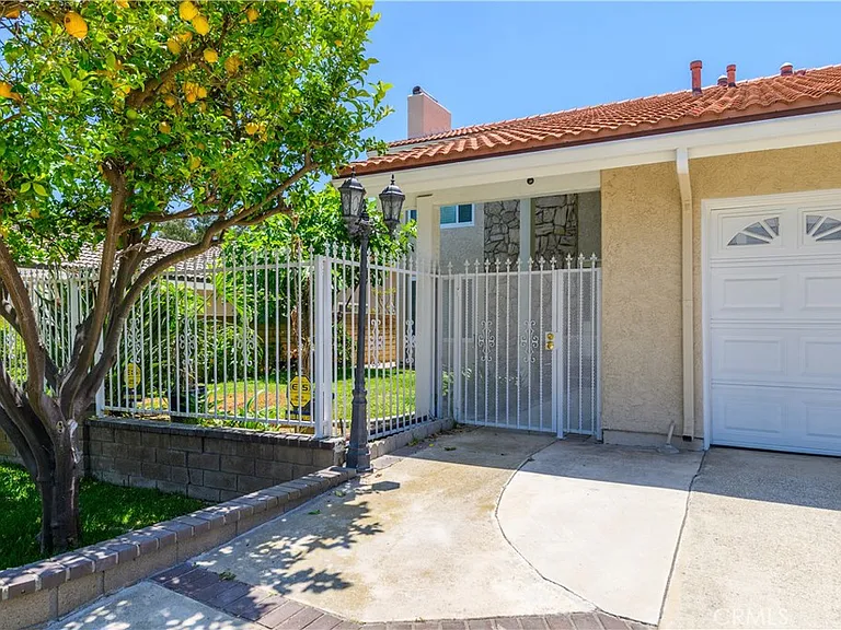 21786 Santaquin Dr — Photo 55