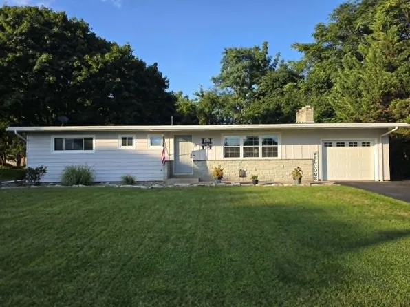 32 El Ray St, Allensville, PA 17002