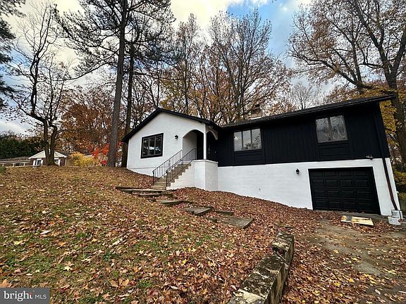 2nd image of 26 Sherri Way