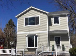 4260 Meyers Rd, Waterford, MI 48329