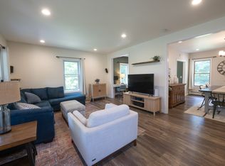 71 Cross St, Franklin, MA 02038