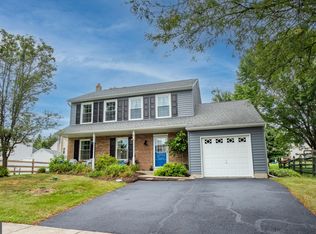 444 Dorchester Ln, Perkasie, PA 18944