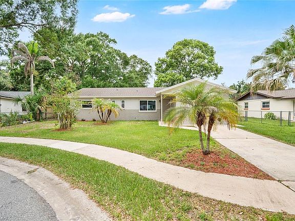 3rd image of 130 KASEY DRIVE