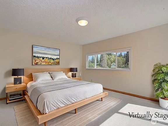 3rd image of 18257 NE Cedar Drive