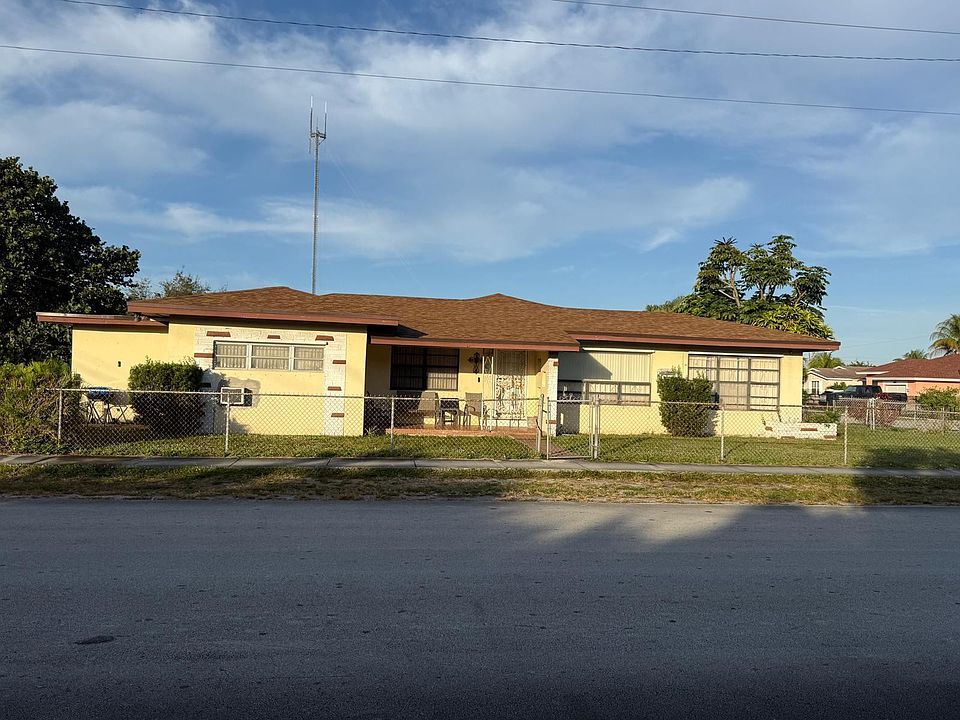 1st image of 4200 SW 26th Street