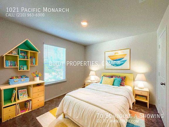 5th image of 1021 Pacific Monarch