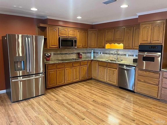 2nd image of 6219 Maybelle Ave