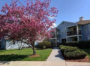 103 Ashmead Cmns, Enfield, CT 06082