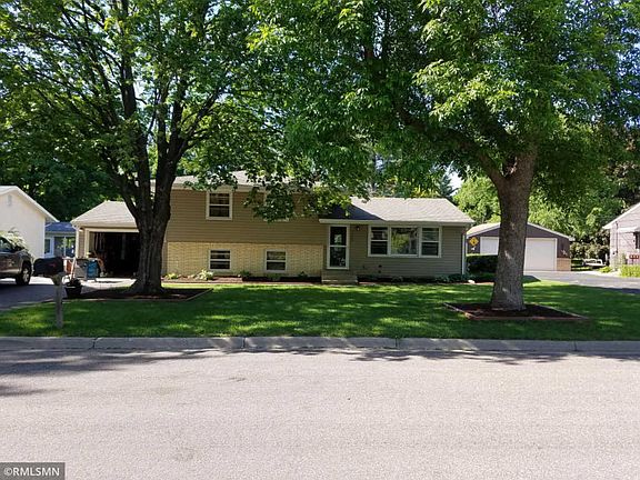 2nd image of 2315 Lakeaires Blvd