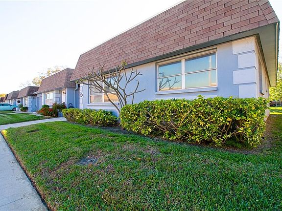 3rd image of 8260 Vendome Blvd N #8260