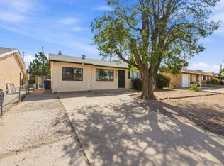 308 Espejo St NE, Albuquerque, NM 87123