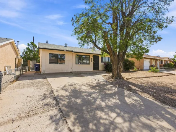 308 Espejo St NE, Albuquerque, NM 87123