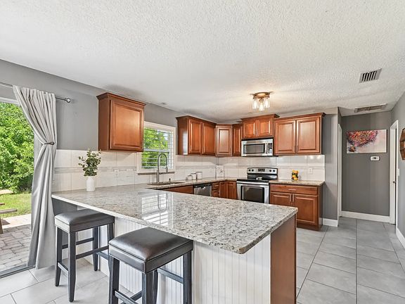 Kitchen Bar