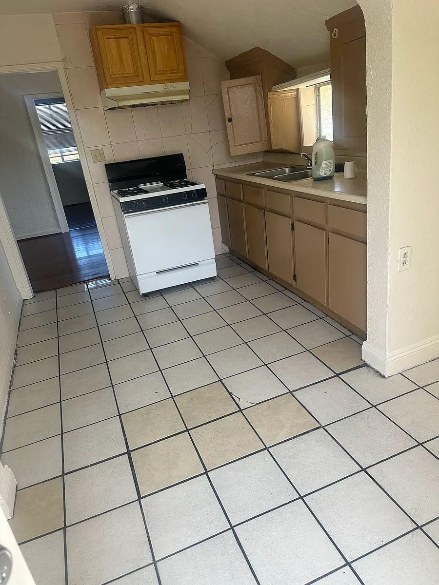 Building Photo - 3759 Randolph Ave #3759