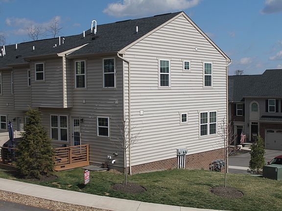 Rear and Side Elevation/Yard