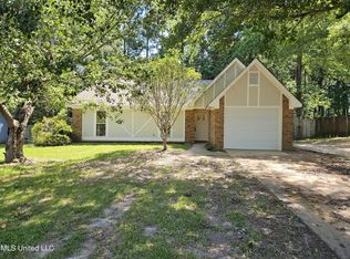 1021 R N Whitfield St, Florence, MS 39073