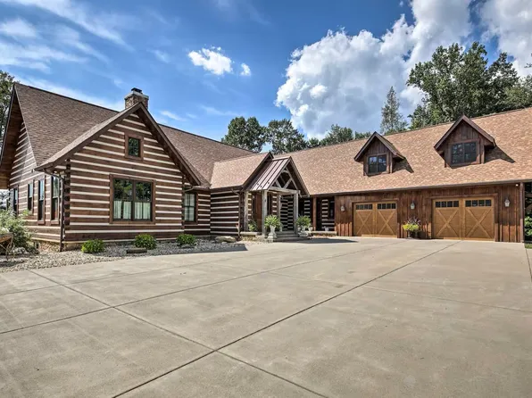 1901 E Lukes Ct, Bloomington, IN 47401