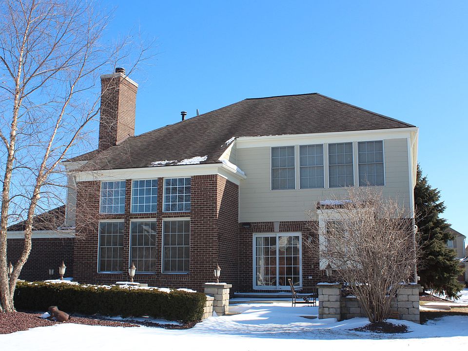 2nd image of 1483 Colonade Ct