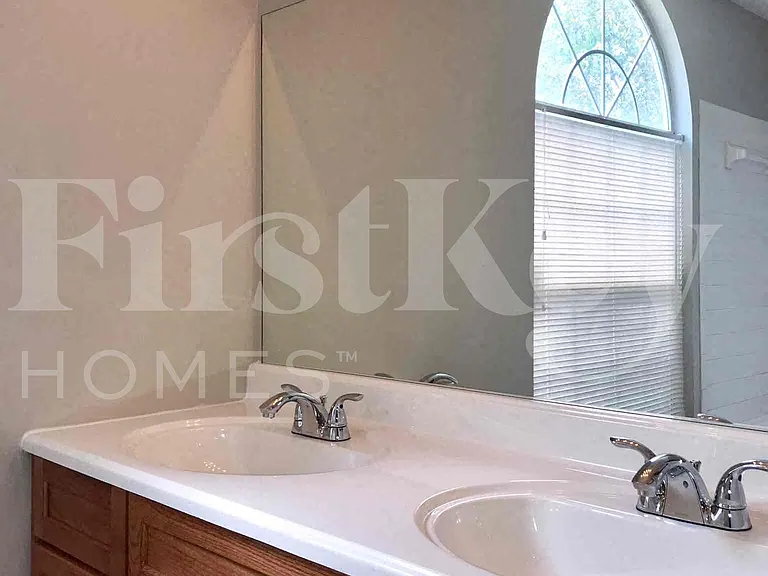 12365 Mastin Cove Rd — Photo 3