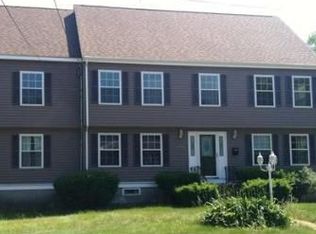122 Rustic Dr, Weymouth, MA 02190