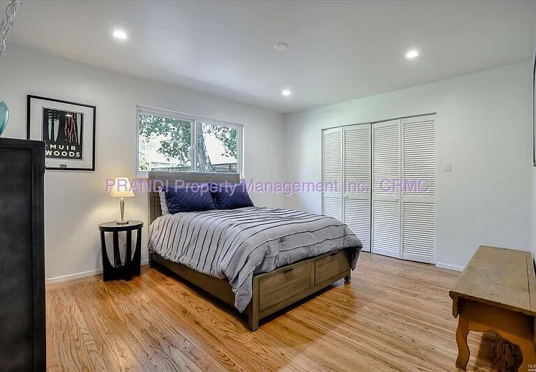 2040 Shady Ln — Photo 8