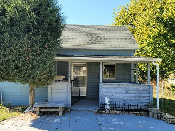 311 S Pleasant St, Milroy, IN 46156