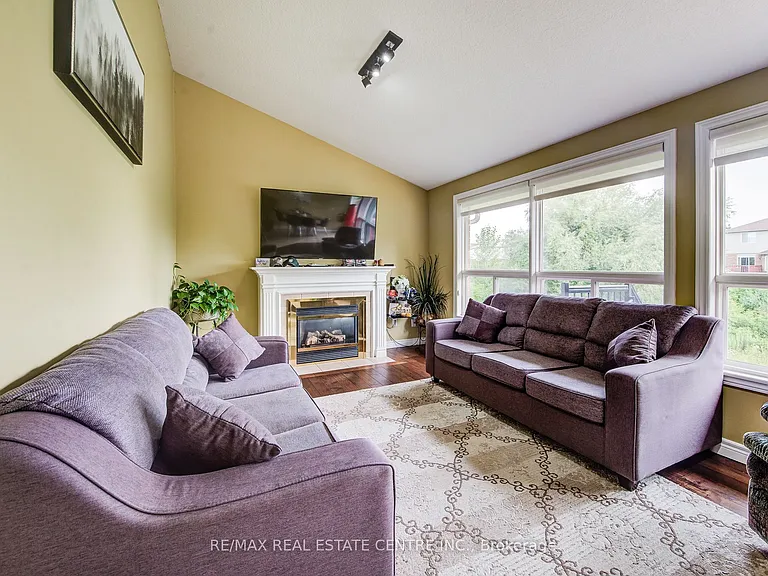 16 Paulstown Cres — Photo 22
