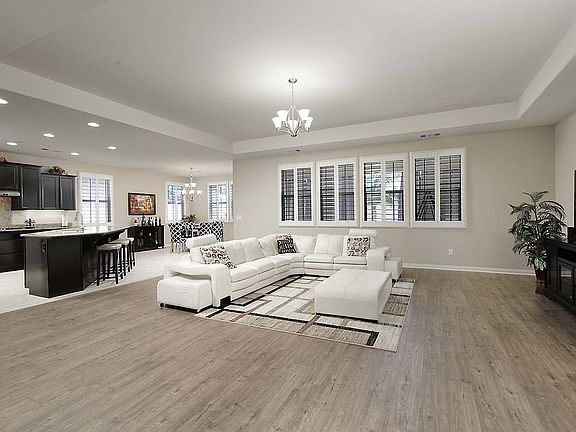 2nd image of 3110 Valdena St