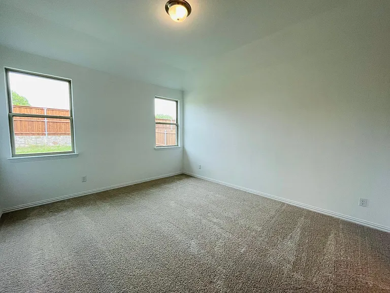 1836 Lockhart Dr — Photo 13