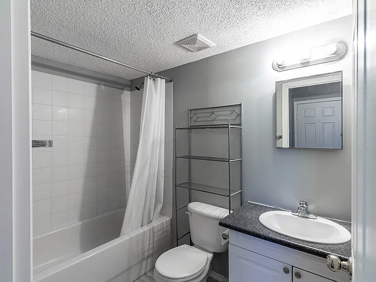 102 Oak Ave #102B — Photo 10