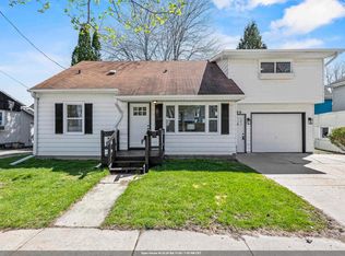 1106 N Drew St, Appleton, WI 54911