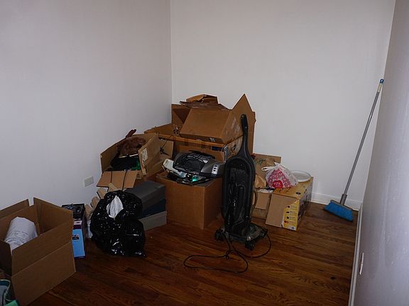 5th image of 1111 W 14th Pl Unit 314