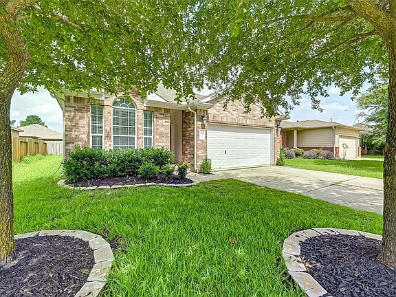 4th image of 6723 Enchanted Crest Dr