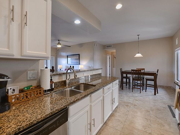 3rd image of 655 W Vistoso Highlands Dr