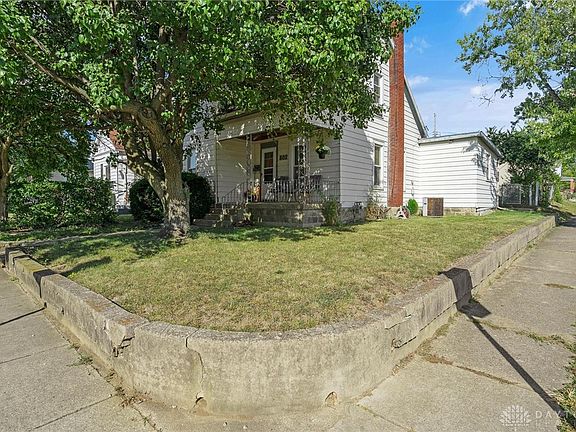 2nd image of 802 N 9th St
