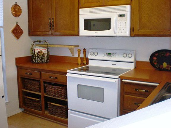 Kitchen waiting for chef 
