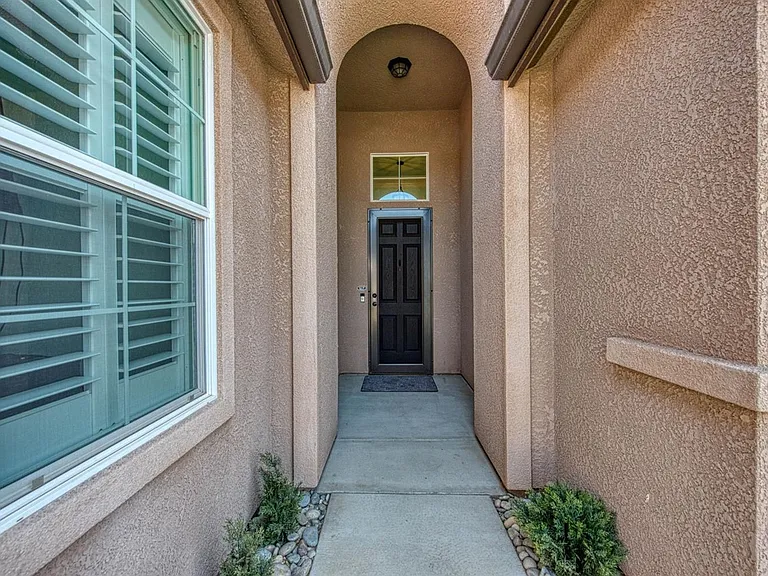 2883 Prato Ln — Photo 4