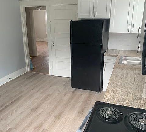 3rd image of 4006 Eileen Dr #2