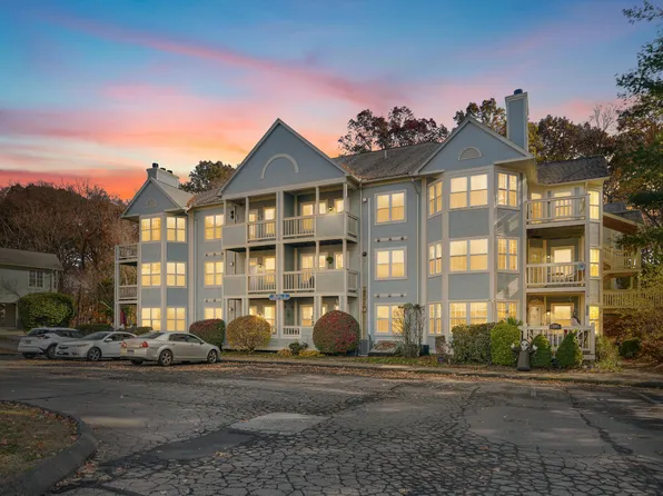 75 Redwood Drive #504, East Haven, CT 06512