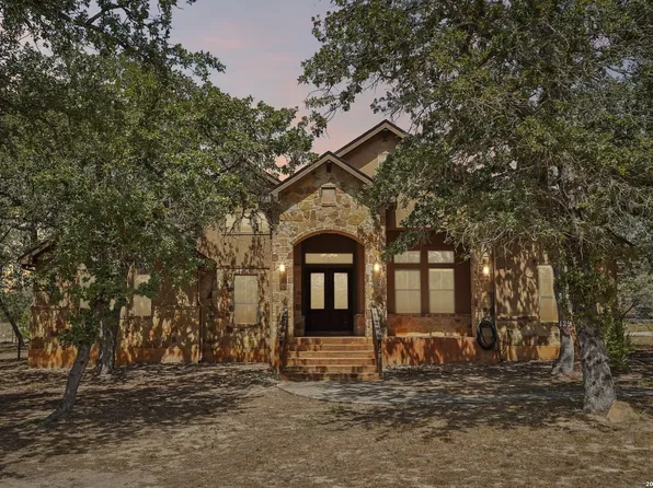 129 HIDDEN FOREST DR, La Vernia, TX 78121