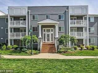 4089 S Four Mile Run Dr UNIT 201, Arlington, VA 22204