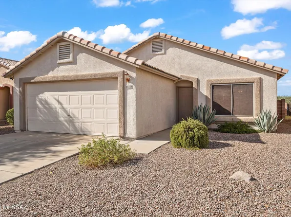 2228 W Silverbell Tree Dr, Tucson, AZ 85745