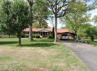 670 Sunset Cir, Manchester, TN 37355