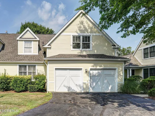 23 Adams Way, Shrewsbury Boro, NJ 07702