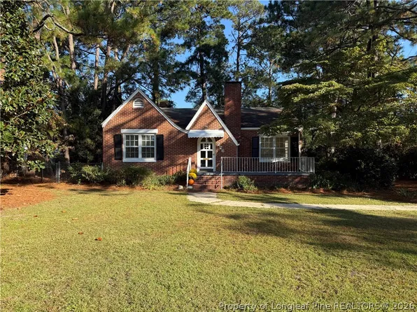 226 Harris Ave, Raeford, NC 28376