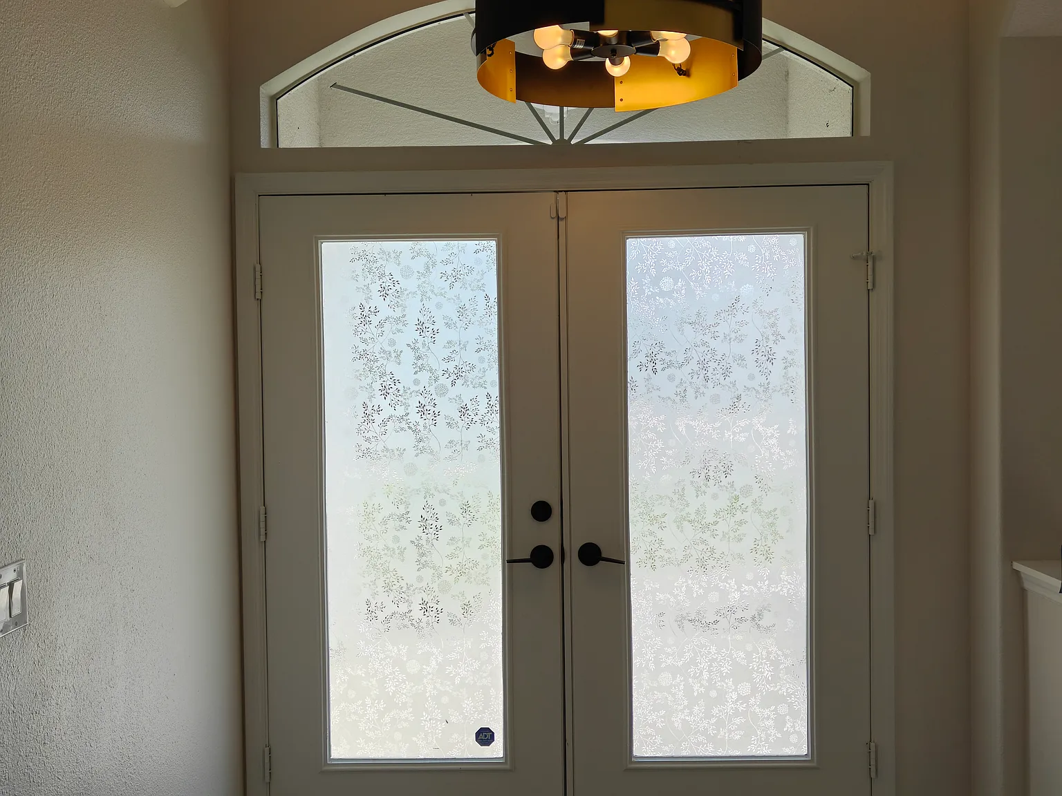 3 bed, 1800 sqft, $1,800 — Photo 4